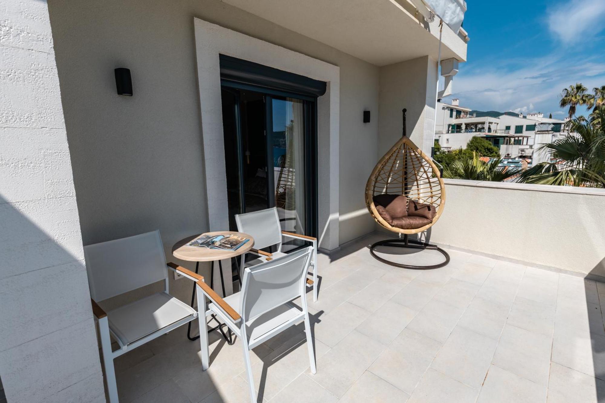 Hotel Vila Hedonija تْشيرسيك نوفي المظهر الخارجي الصورة